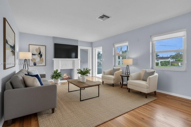 Building Photo - 392 Payne Dr