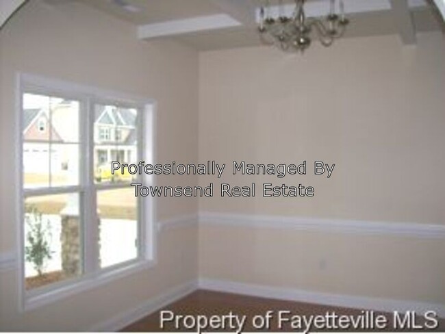 Building Photo - 3520 Castlefield Ln