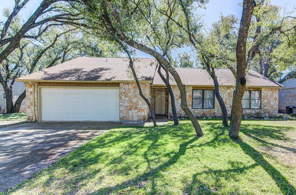 Foto principal - 8911 Bubbling Springs Trail