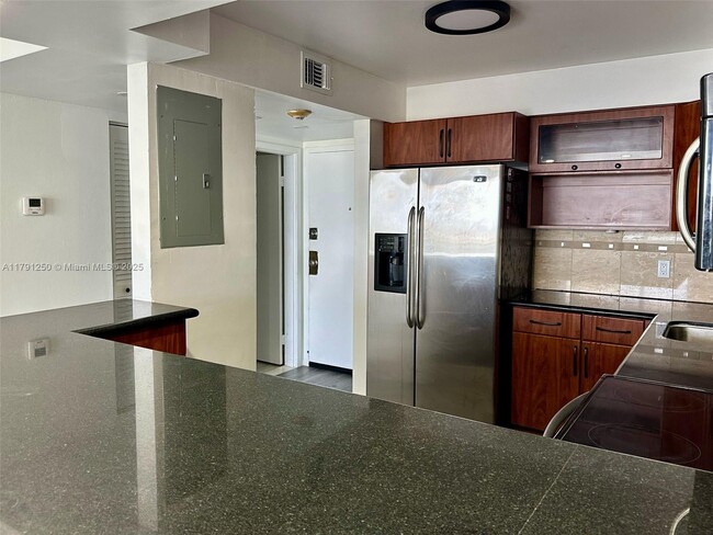 Building Photo - 13499 Biscayne Blvd