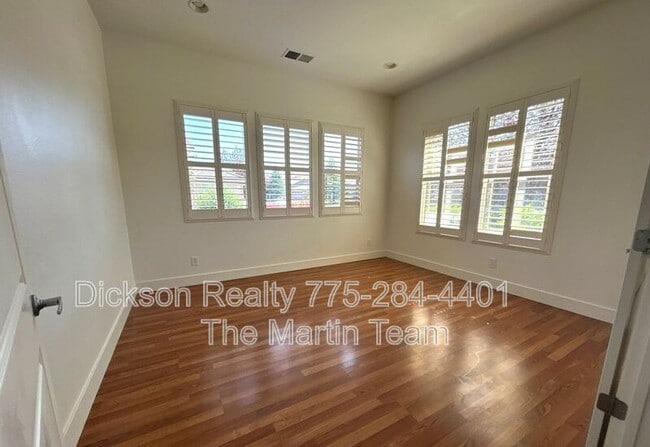 Building Photo - 5021 Chevalier Dr