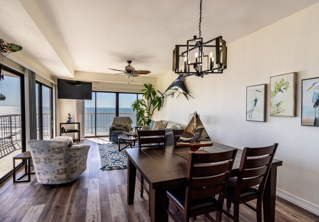 Foto del edificio - 7700 Seawall Blvd