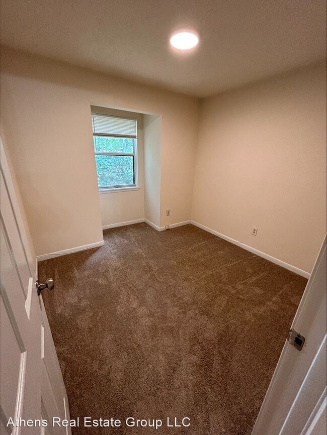 Building Photo - 3 br, 2.5 bath House - 228 Highland Park D...