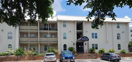 Building Photo - 910 Duncan Ln