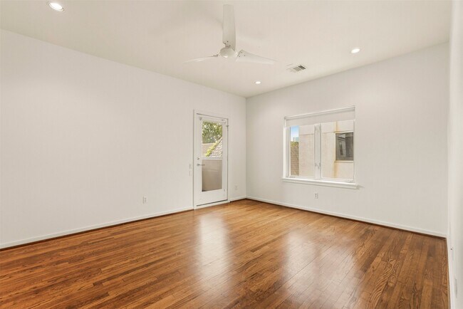 Foto del edificio - 1823 Southmore Blvd