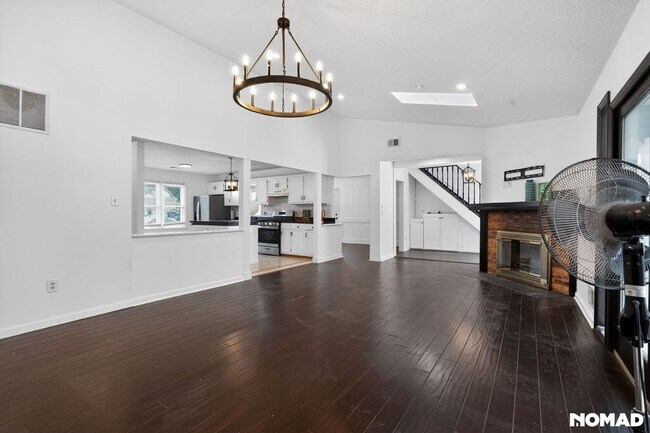 Foto del edificio - 102 Oak Glen Rd