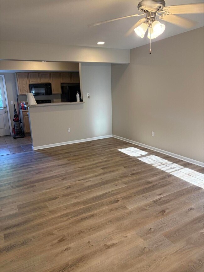 Building Photo - 4106 Arctic Fox Dr