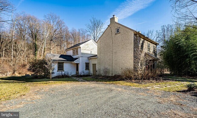 Building Photo - 768 Forgedale Rd