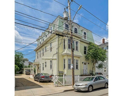 Primary Photo - 112 Seabury St