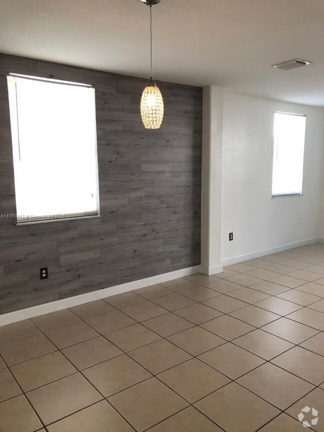 Building Photo - 8111 W 36th Ave
