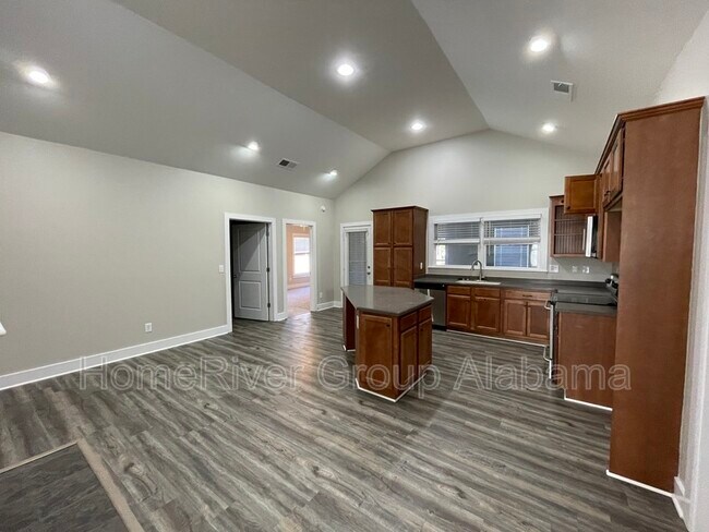 Building Photo - 214 Chesser Loop Rd