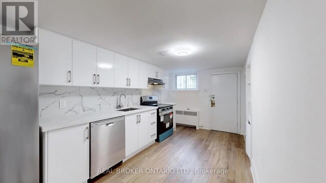 Building Photo - 451 Donlands Ave