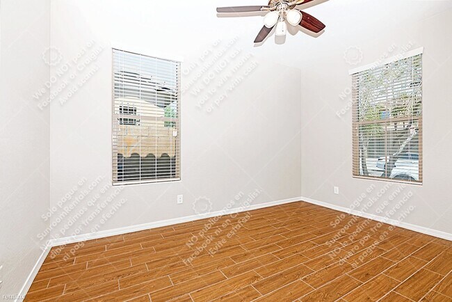 Foto del edificio - 3 br, 2.5 bath House - 10415 W Hughes Dr