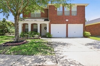 Building Photo - 6811 Brighton Hill Ln