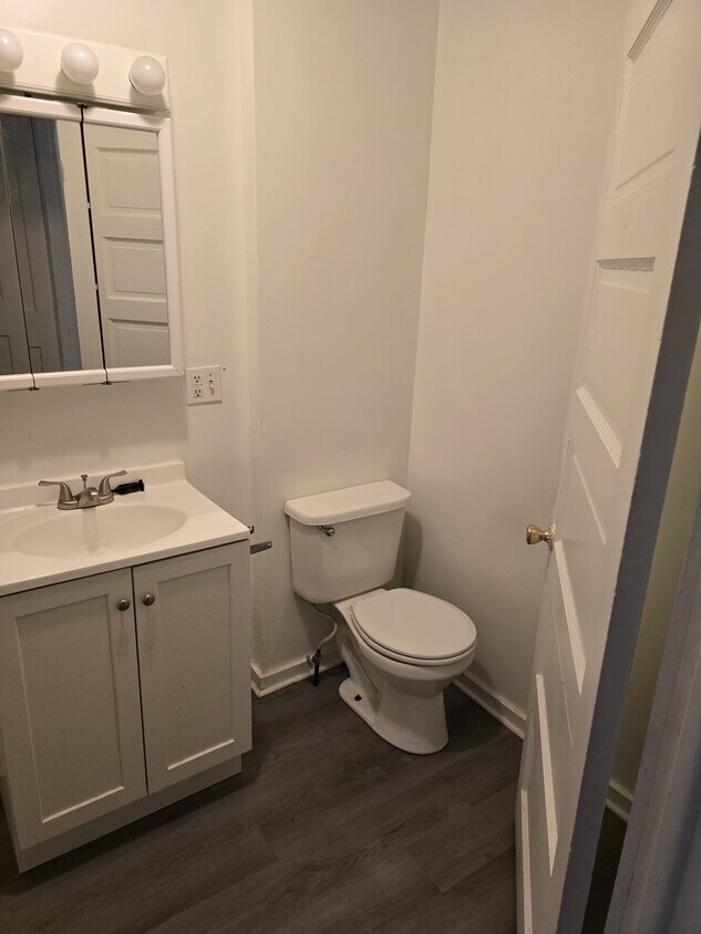 Foto del edificio - 5613 Campbell St