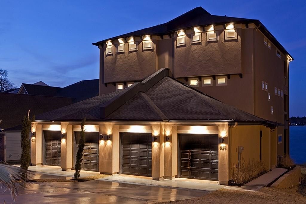 Foto principal - 828 Lake View Dr