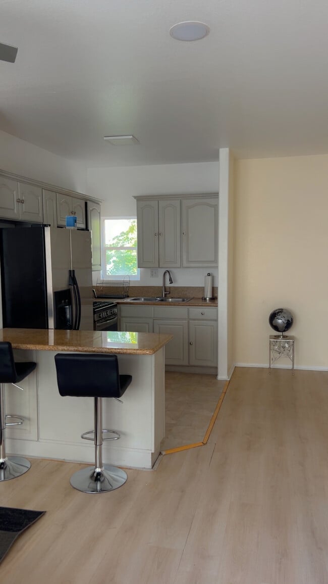 Foto del edificio - 4218 Dalton Ave