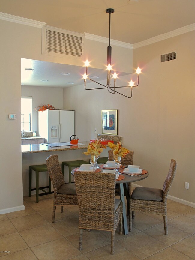 Foto del edificio - 7432 E Carefree Dr