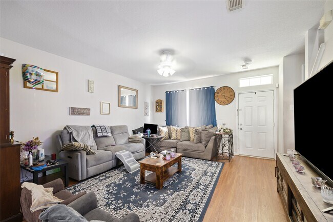 Foto del edificio - 23634 Wildwood Green Way