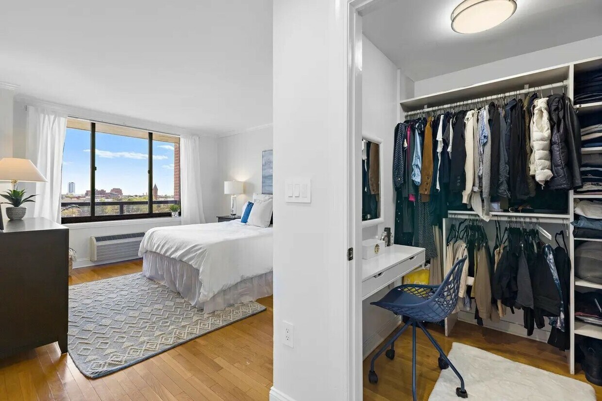 Foto principal - 415 Newark St.