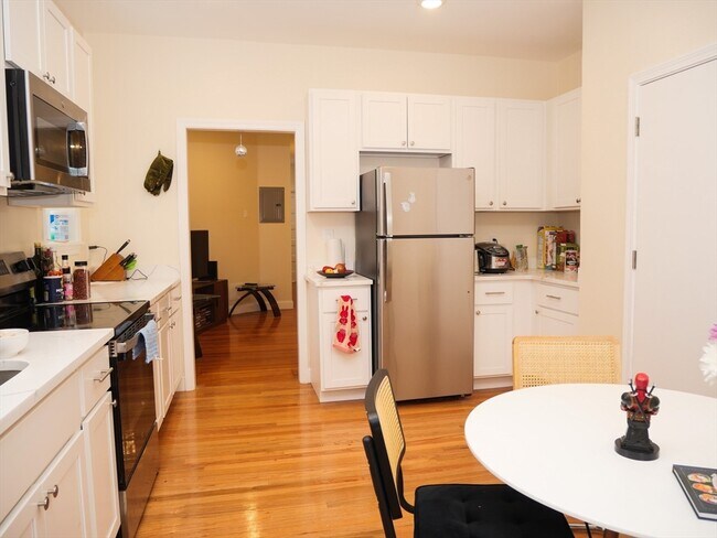 Foto del edificio - 10 Beals St