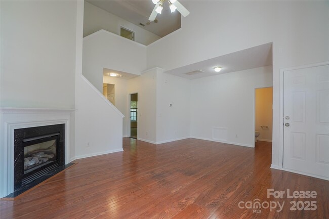 Building Photo - 3210 Summerfield Ridge Ln