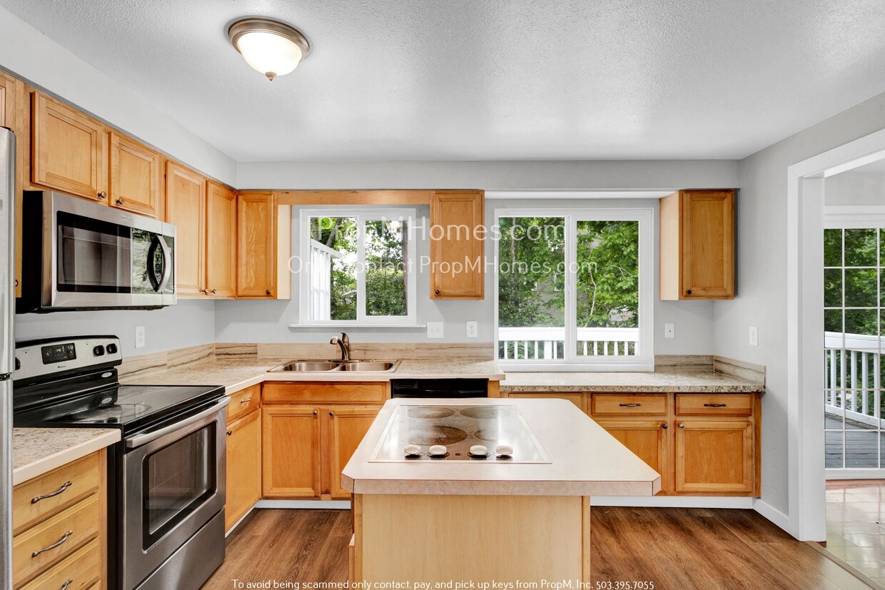 537 SW 19th Pl, Troutdale, OR 97060 House Rental in Troutdale, OR