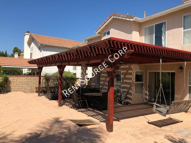 Building Photo - 27704 Glacier Pl