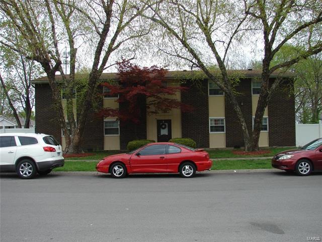 Primary Photo - 304 Estate Dr