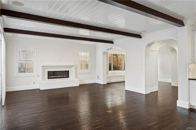 Building Photo - 61 Cunningham