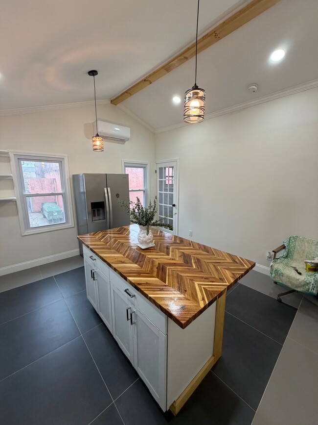 Photo - 39 Jackson St Apartment