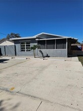 Building Photo - 5841 Tyler St