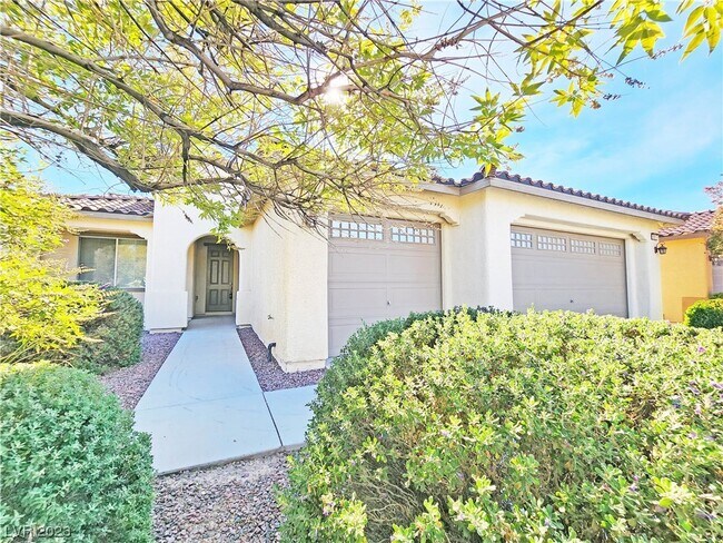 Building Photo - 5661 Ailanto Ave