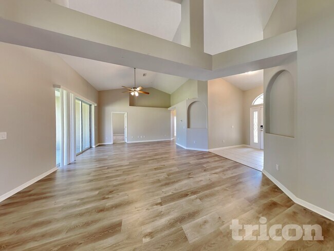 Foto del edificio - 9 Point Pl