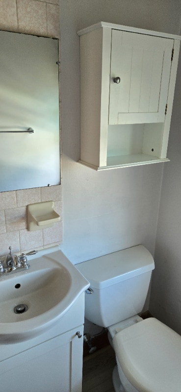 Foto del edificio - 1563 Cove Rd