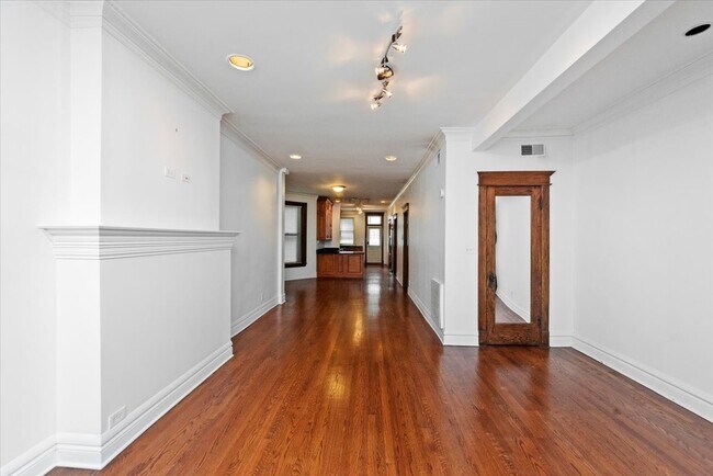 Foto del edificio - 3744 N Fremont St