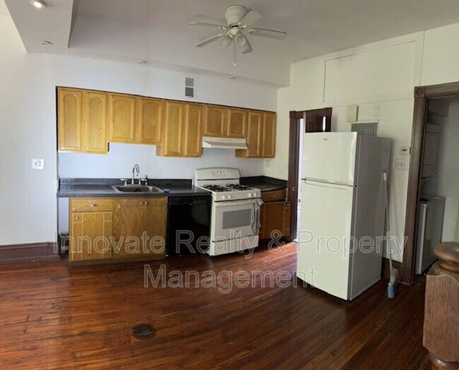 Foto del edificio - 4416 Locust St