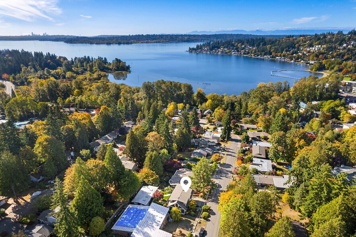 Foto principal - 4bd/3.5ba Kirkland House