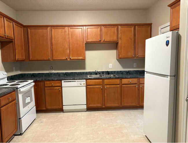 Foto del edificio - 1744 Fielding Way