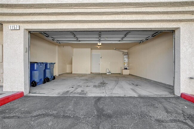 Foto del edificio - 908 Dusty Creek St