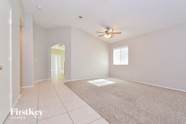 Building Photo - 5232 Velazco Ln