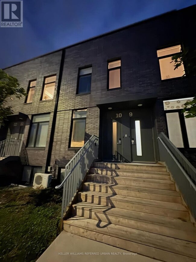 Building Photo - 1720 Simcoe St N