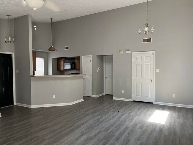 Building Photo - 404 Bradford Colony Dr