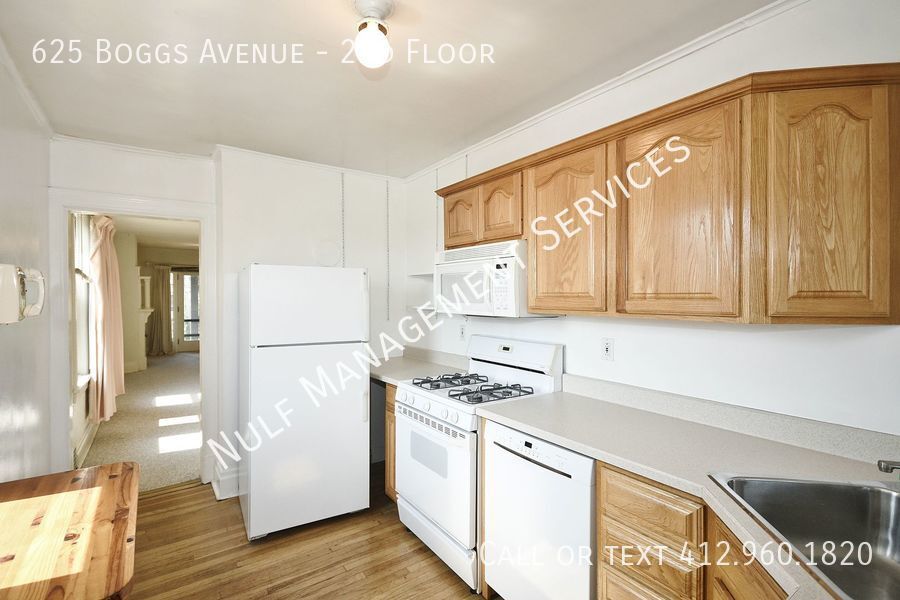 Primary Photo - 3 Bed, 1 Bath unit in Mount Washington
