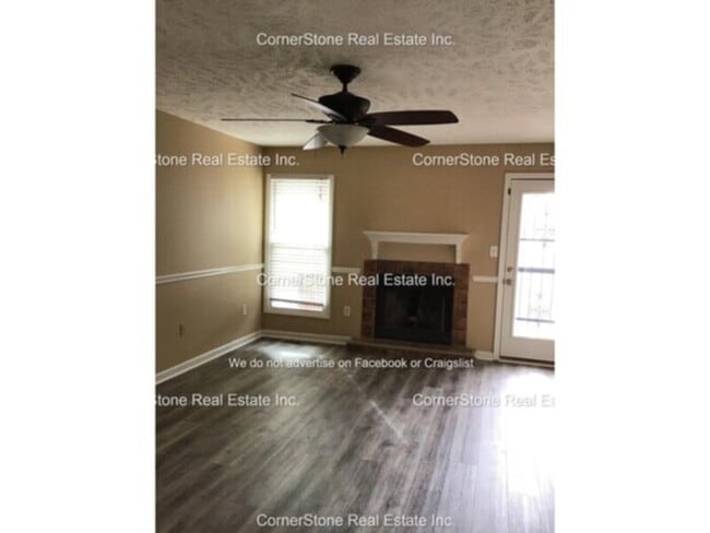 Building Photo - 330 Nettletree Ln