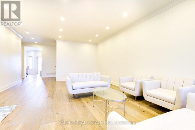 Photo du bâtiment - 3553 Jorie Crescent