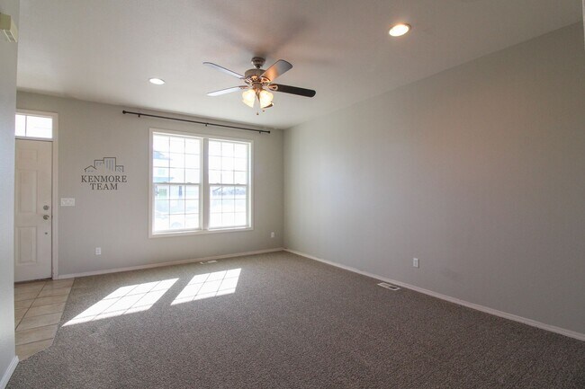 Foto del edificio - 3 Bedroom, 2.5 Bath Home in West Pasco