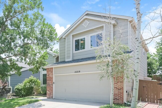Foto del edificio - 10319 Woodrose Ln