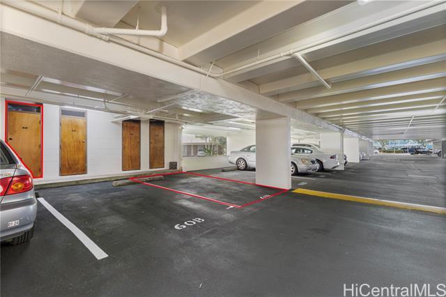 Building Photo - 350 Aoloa St