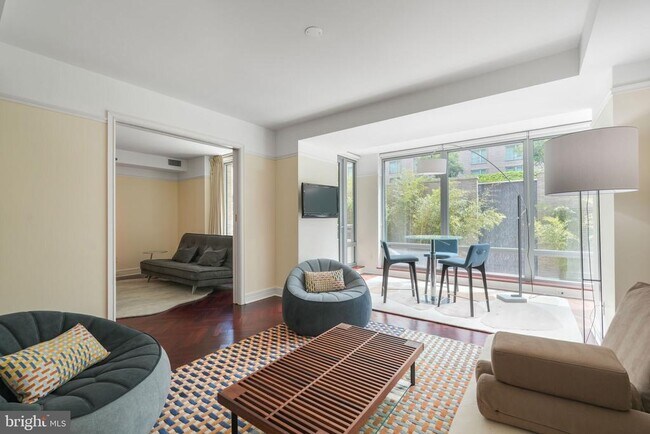 Foto del edificio - 1111 23rd St NW